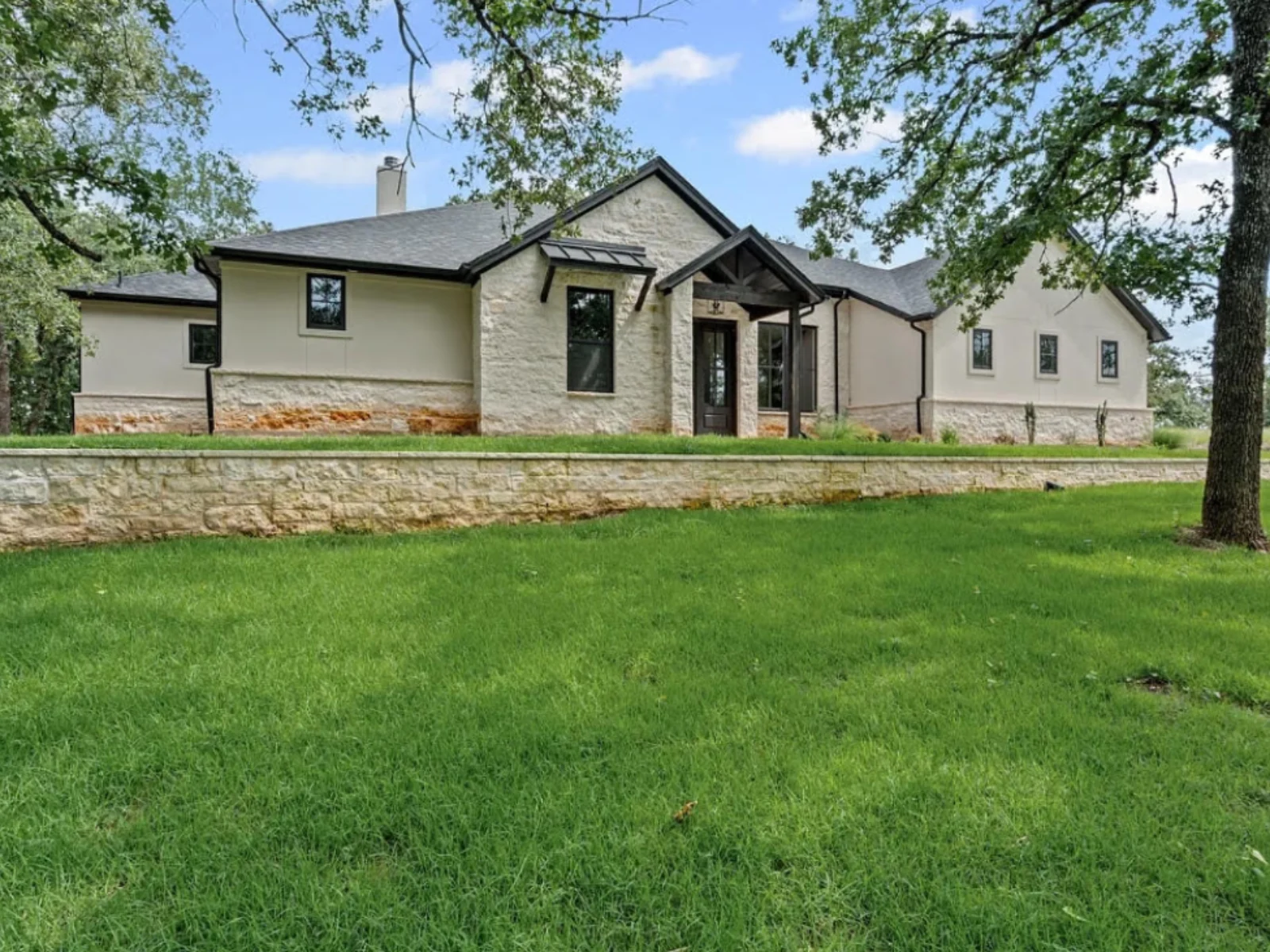 Front exterior 2 of 3501 Williamson Rd, Granbury, TX